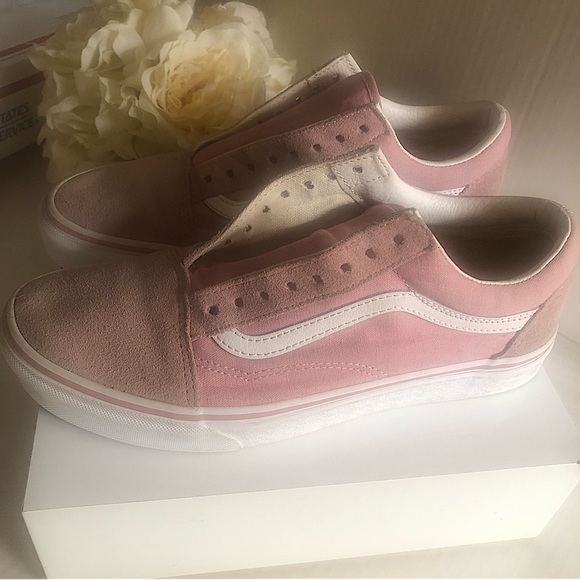 Vans Old Skool - Picture 1 of 16